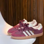 Tenis retro de gamuza