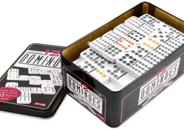 Dominó de puntos de colores con caja metálica