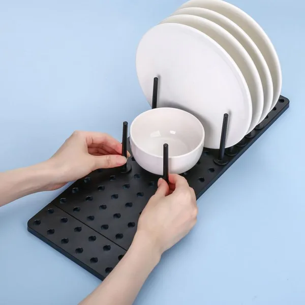 Organizador ajustable de platos para cajón